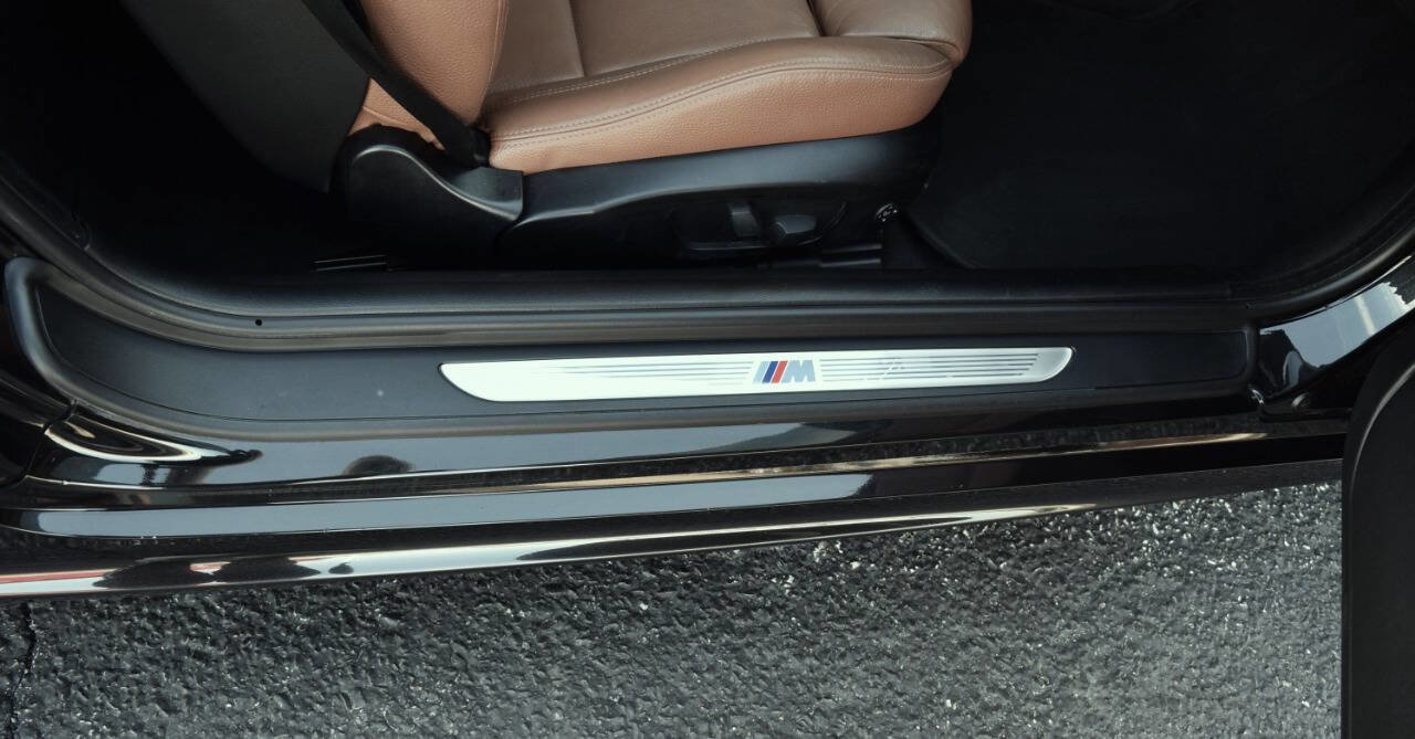 Used 2012 BMW 335i Convertible image 62