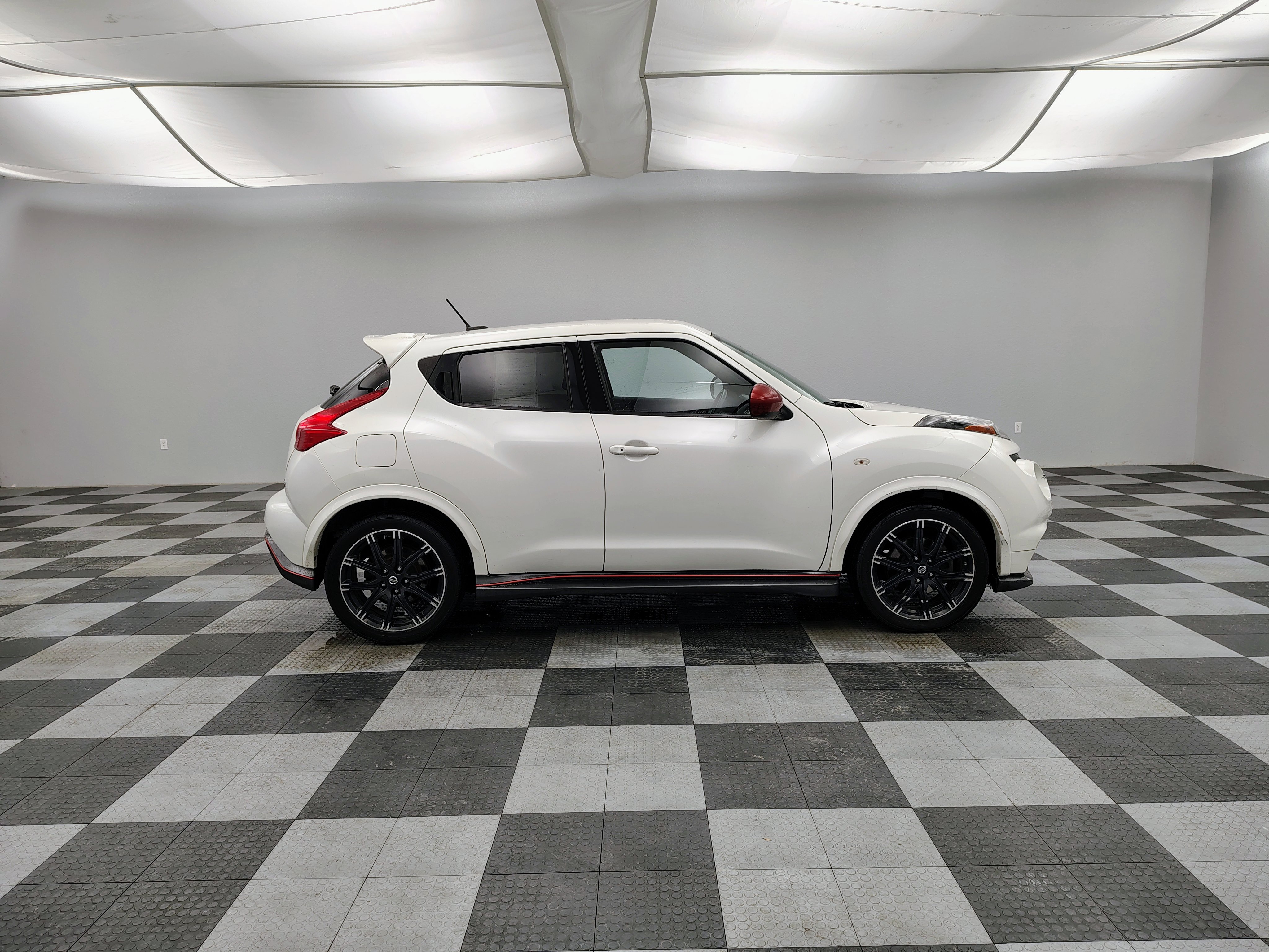 Used 2013 Nissan Juke NISMO image 9