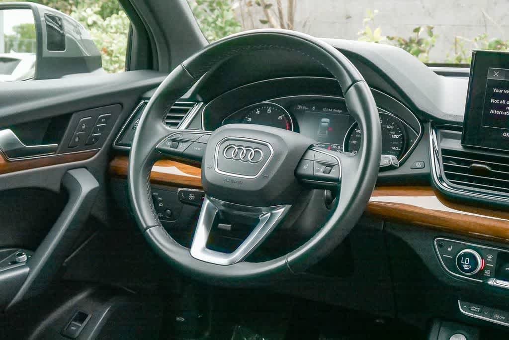 Used 2023 Audi Q5 2.0T Premium w/ Convenience Package AWD/4WD image 13
