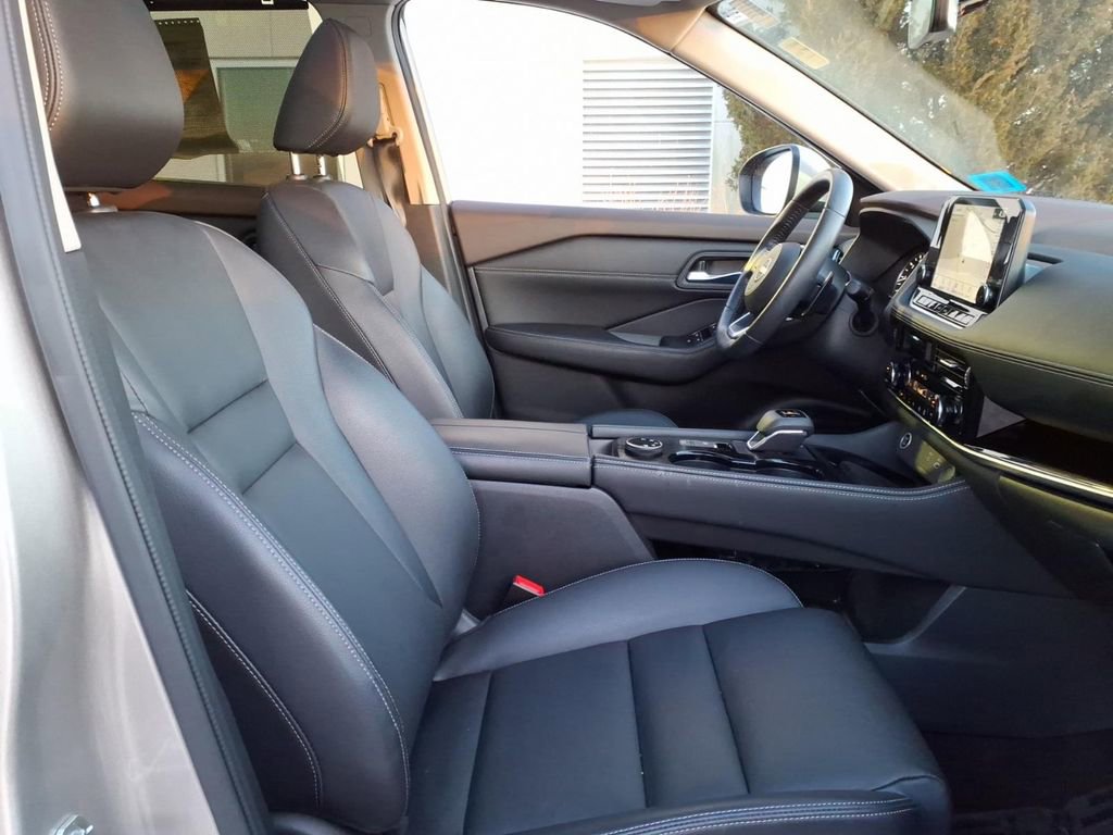 Certified 2023 Nissan Rogue SL w/ SL Premium Package image 9