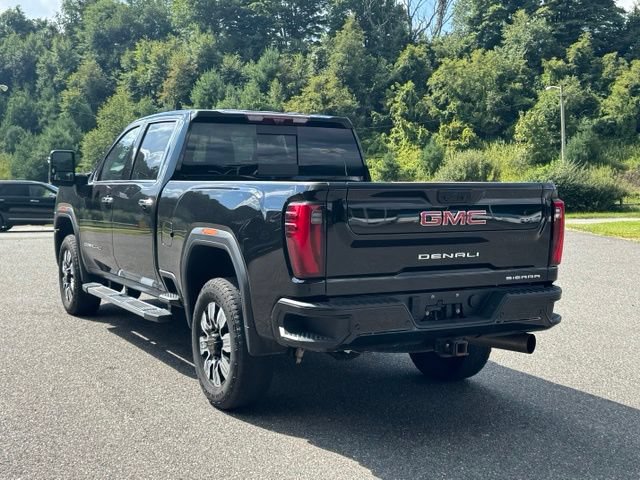 Used 2024 GMC Sierra 2500 Denali w/ Technology Package AWD/4WD image 5