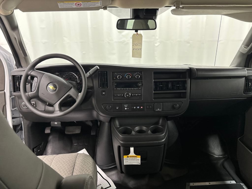 New 2024 Chevrolet Express 3500 Extended RWD image 12