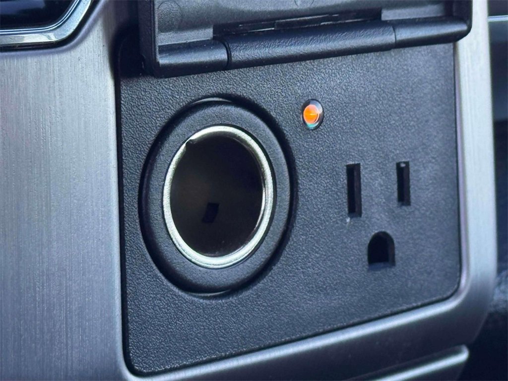 Used 2022 Ford F350 Platinum image 29