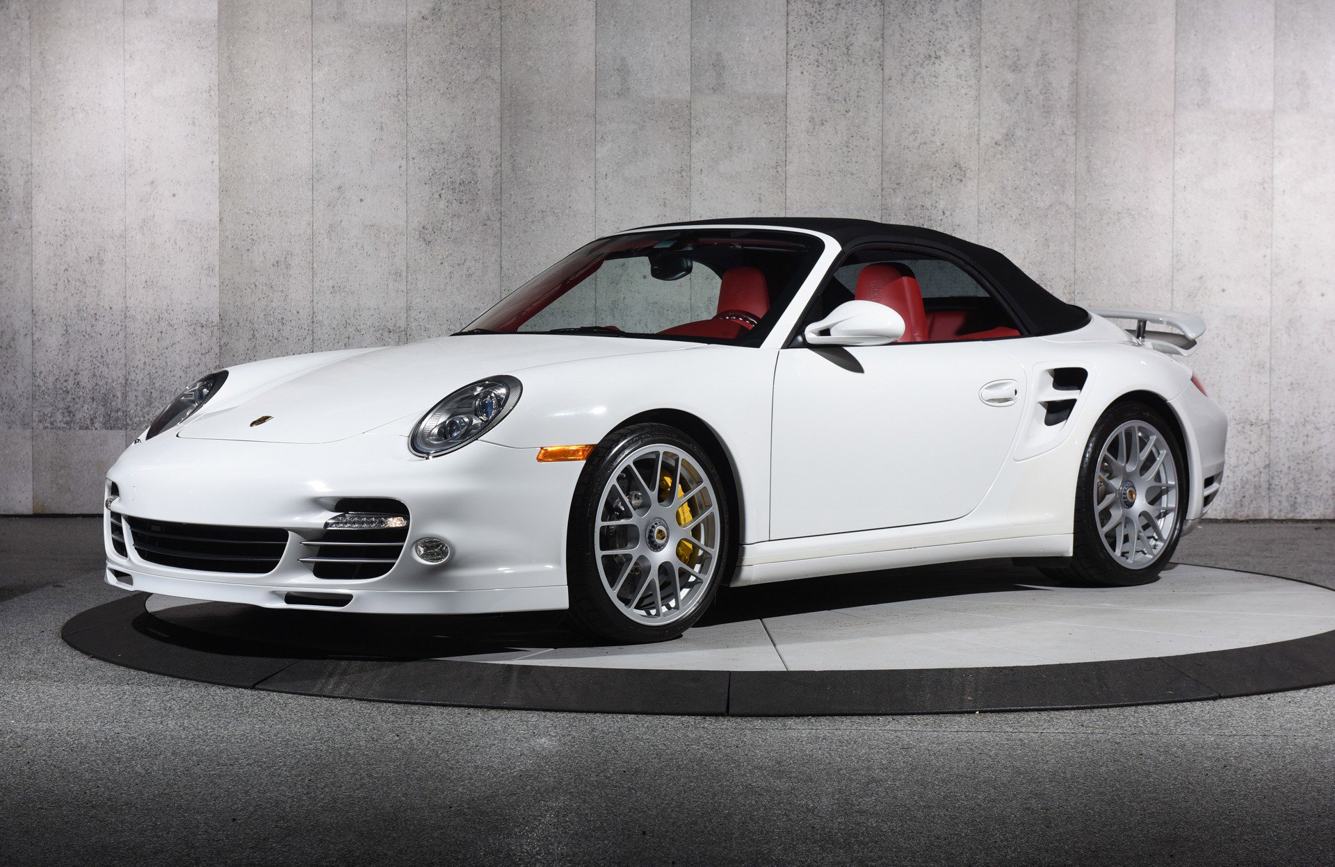Used 2012 Porsche 911 Turbo S AWD/4WD image 22