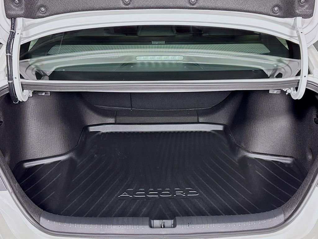 Used 2025 Honda Accord SE image 21