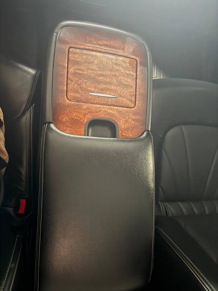 Used 2017 INFINITI QX80 2WD w/ Deluxe Technology Package image 10