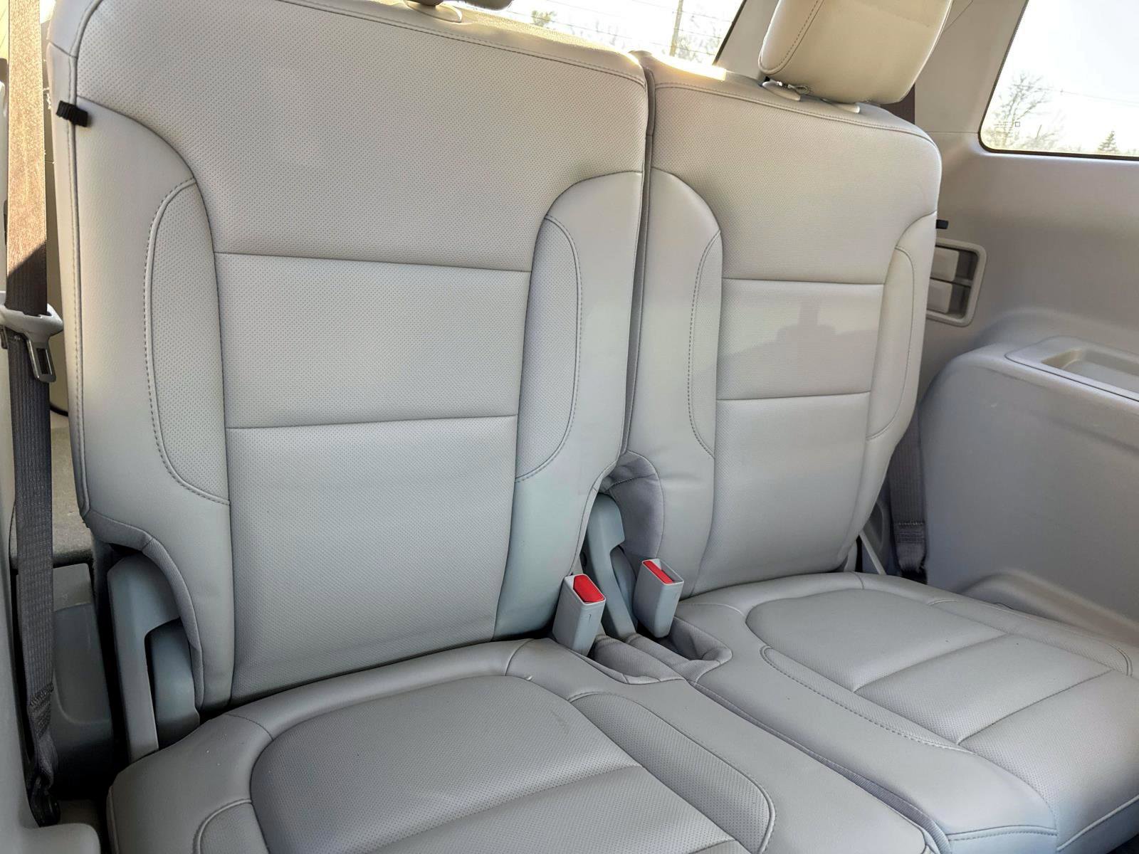 Used 2018 GMC Acadia SLT w/ LPO, Protection Package image 13