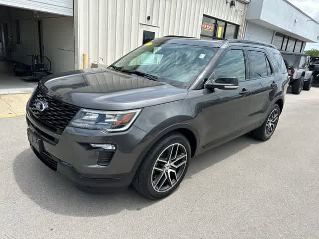 Used 2019 Ford Explorer Sport w/ Equipment Group 401A AWD/4WD image 2