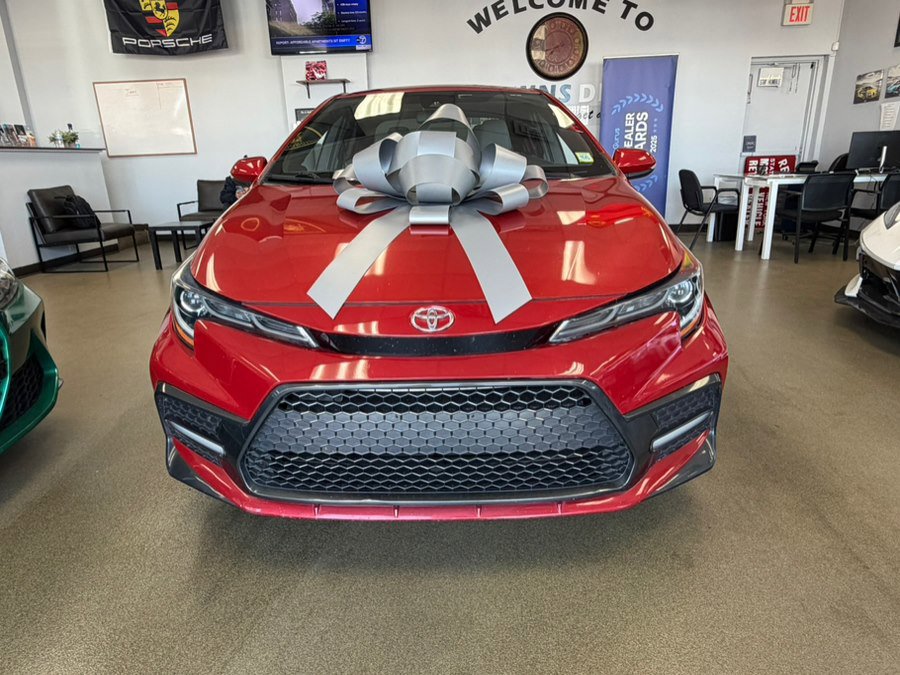 Used 2021 Toyota Corolla SE FWD image 3