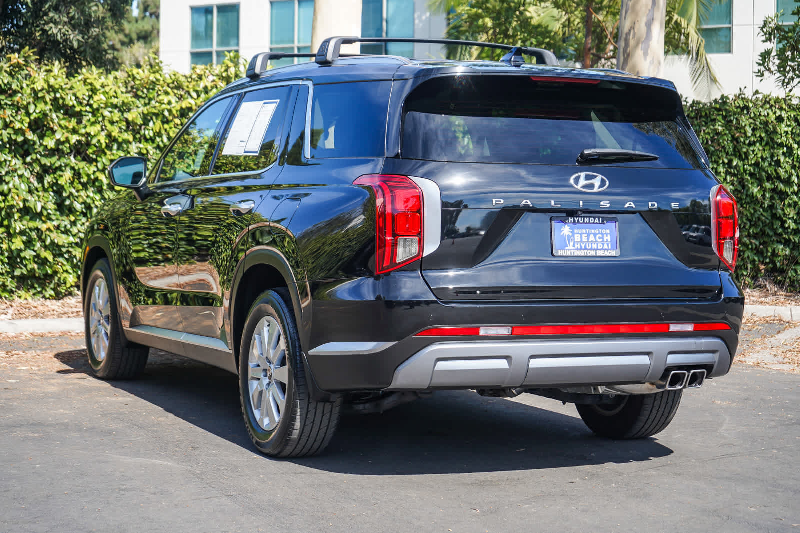 Used 2024 Hyundai Palisade SEL FWD image 4
