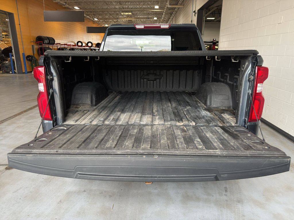 Used 2022 Chevrolet Silverado 1500 LT Trail Boss w/ Bed Protection Package AWD/4WD image 22