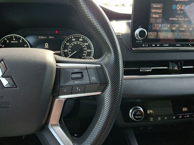 Used 2022 Mitsubishi Outlander ES AWD/4WD image 21