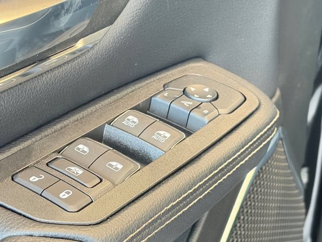 New 2026 RAM 1500 Laramie AWD/4WD image 16