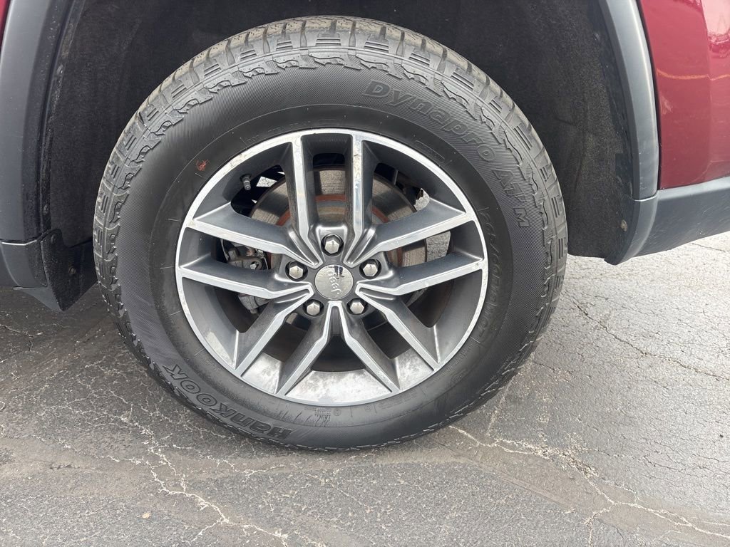 Used 2018 Jeep Grand Cherokee Limited image 4