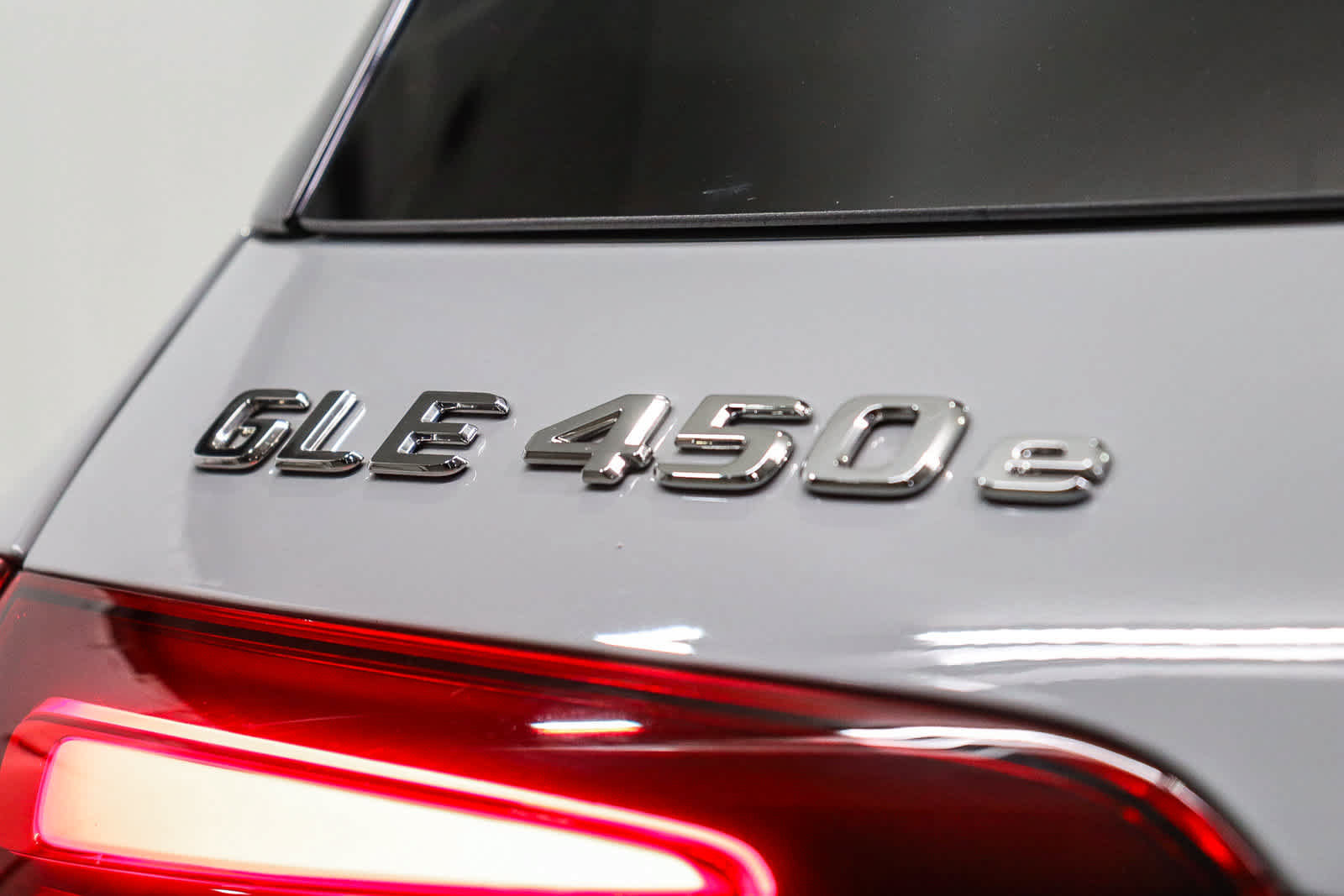 Certified 2025 Mercedes-Benz GLE 450e 4MATIC image 8