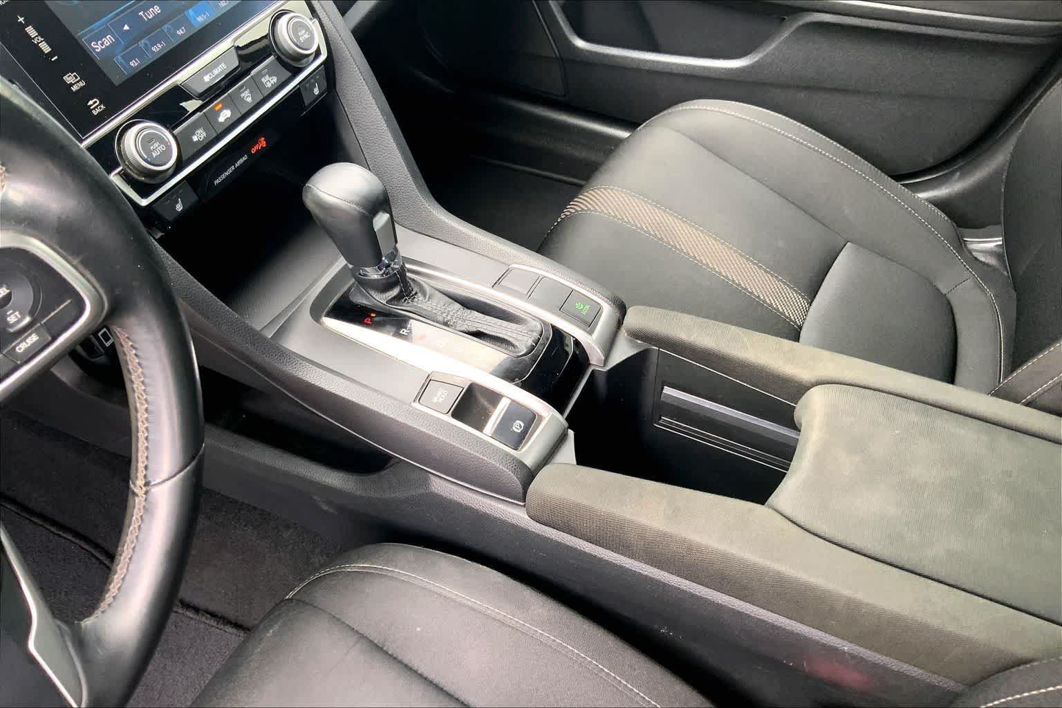 Used 2018 Honda Civic EX-T image 16
