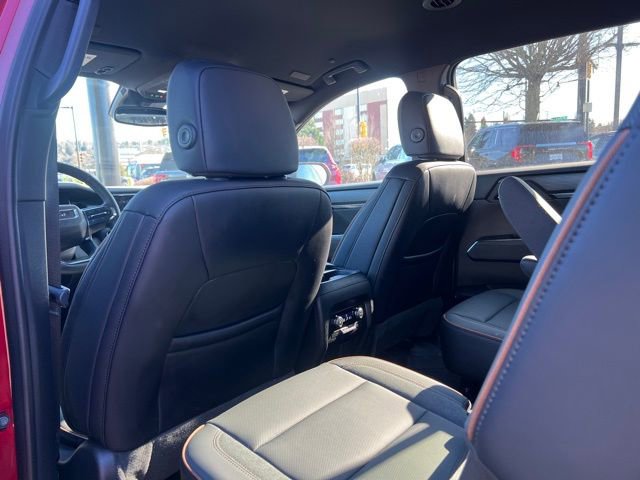 Used 2025 GMC Acadia AT4 w/ LPO, Floor Liner Package image 12