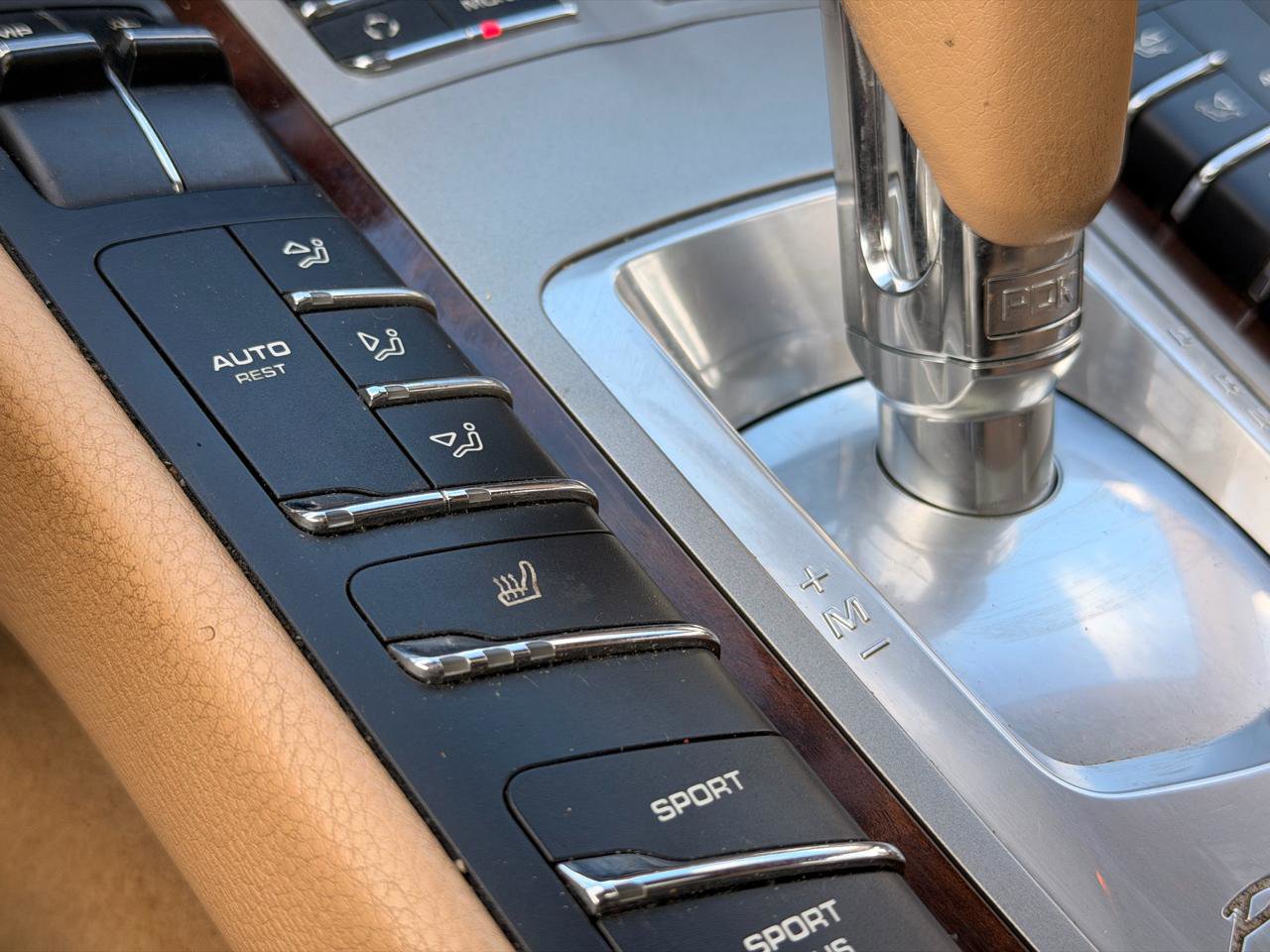 Used 2011 Porsche Panamera 4 image 29