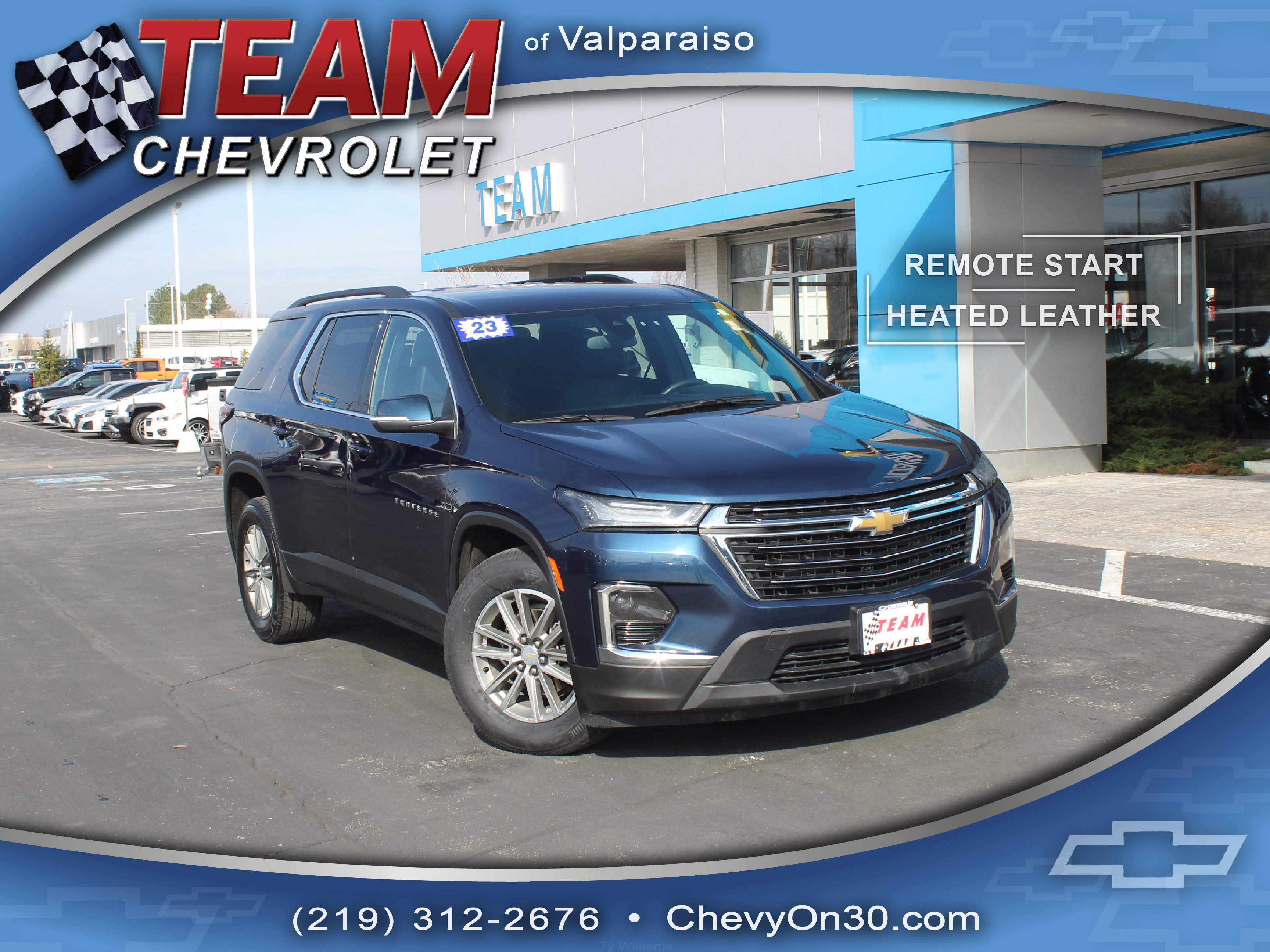 Used 2023 Chevrolet Traverse LT image 1
