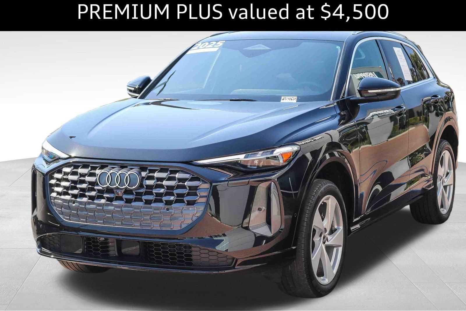 Certified 2025 Audi Q5 Premium w/ Premium Plus AWD/4WD image 3