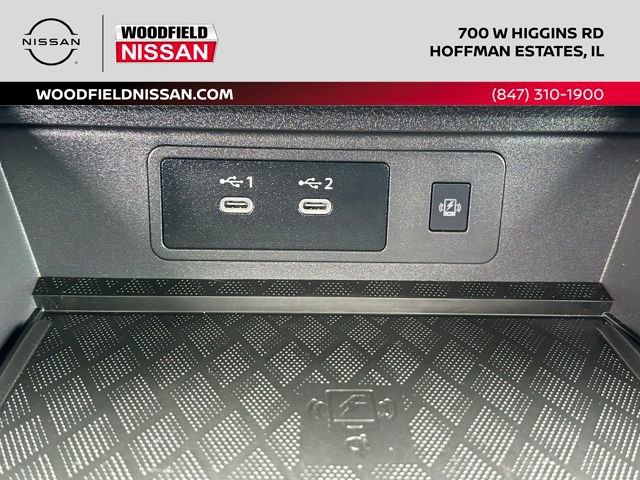 Certified 2025 Nissan Murano SL AWD/4WD image 38