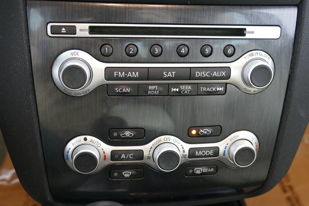 Used 2014 Nissan Maxima 3.5 SV w/ Technology Package FWD image 20