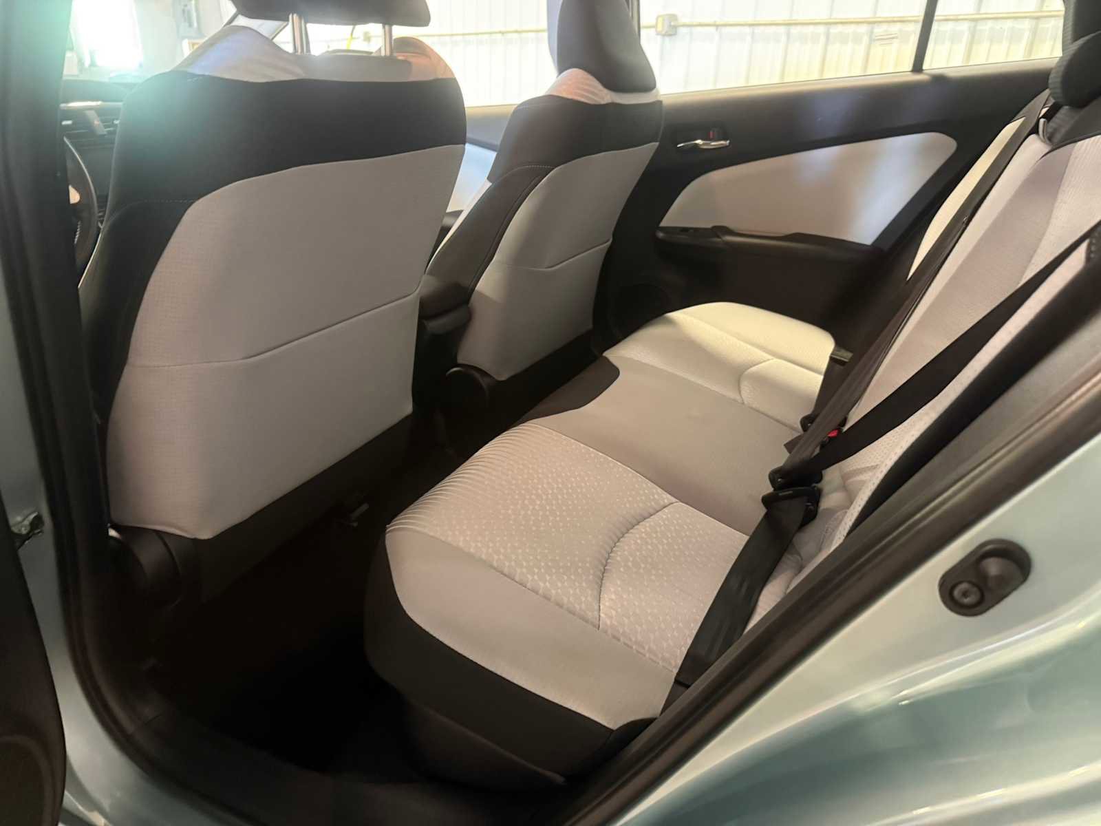 Used 2017 Toyota Prius Three w/ Advanced Technology Package FWD image 22