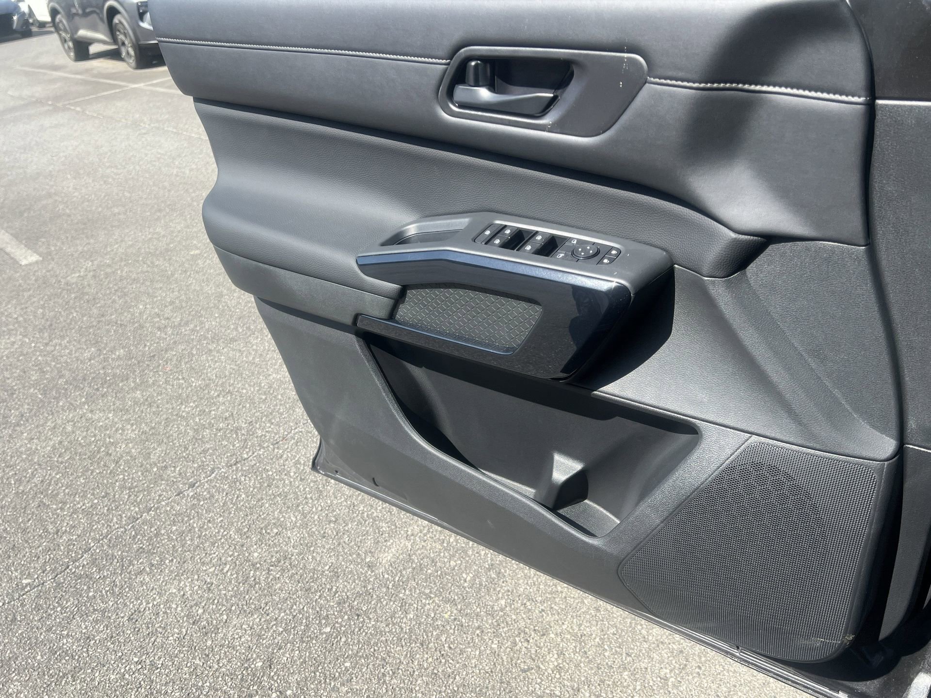 New 2026 Nissan Pathfinder SV FWD image 14