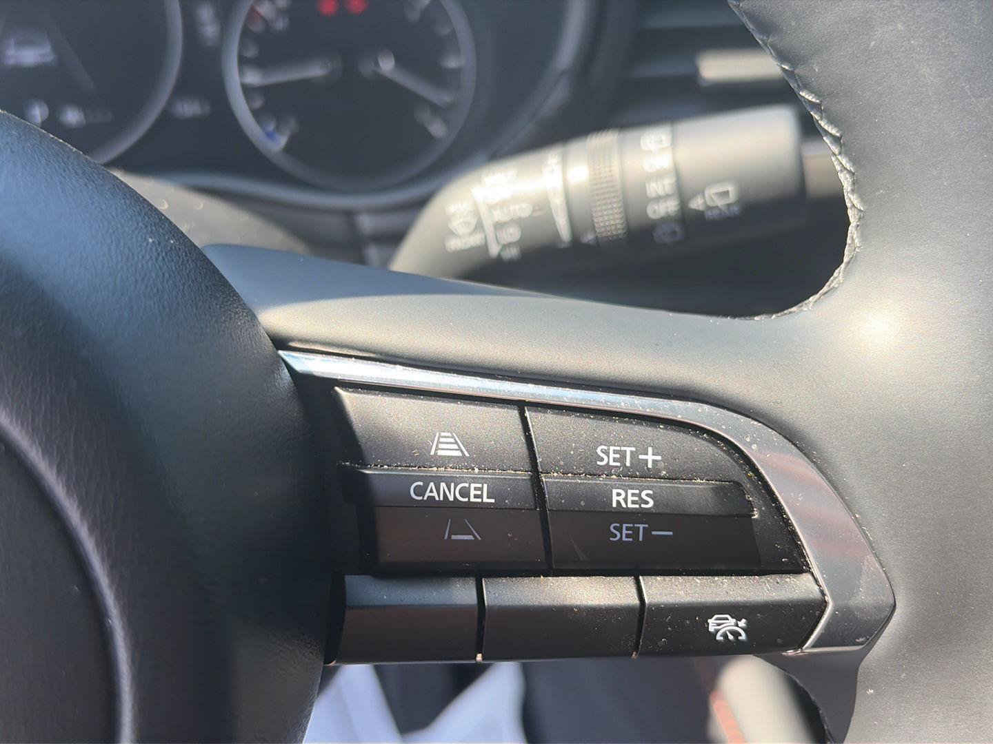 Used 2024 MAZDA MAZDA3 s AWD/4WD image 29