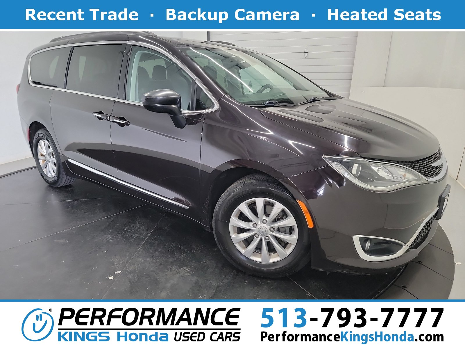 Used 2017 Chrysler Pacifica Touring-L FWD image 1