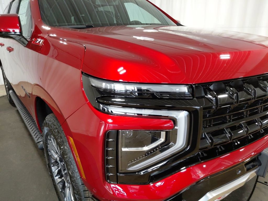 New 2026 Chevrolet Suburban Z71 w/ Z71 Off-Road Package AWD/4WD image 14