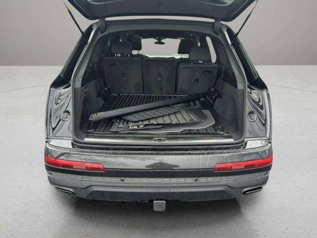 Certified 2025 Audi Q7 3.0T Premium Plus image 31