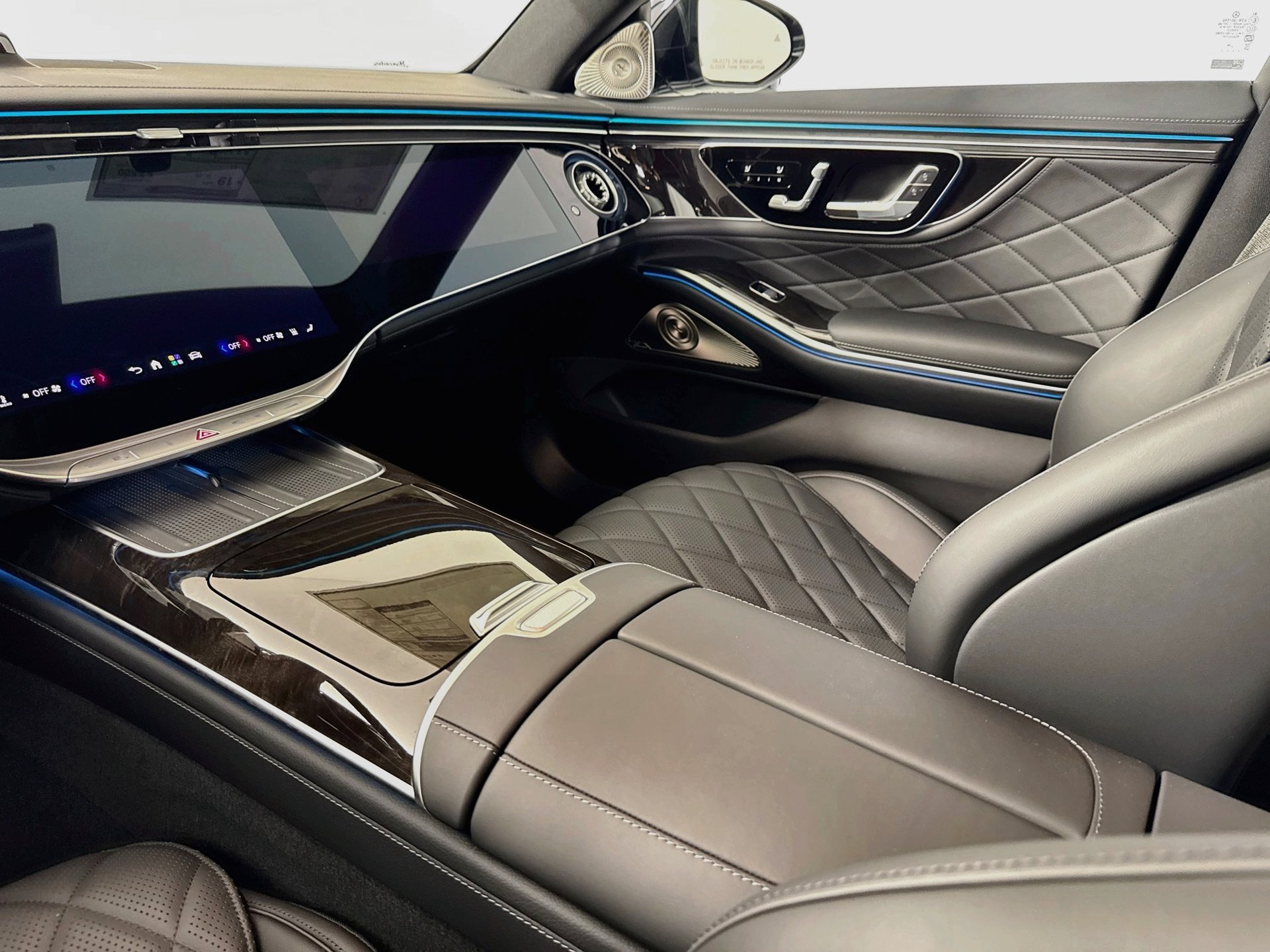 New 2027 Mercedes-Benz S 580 4MATIC Sedan image 26