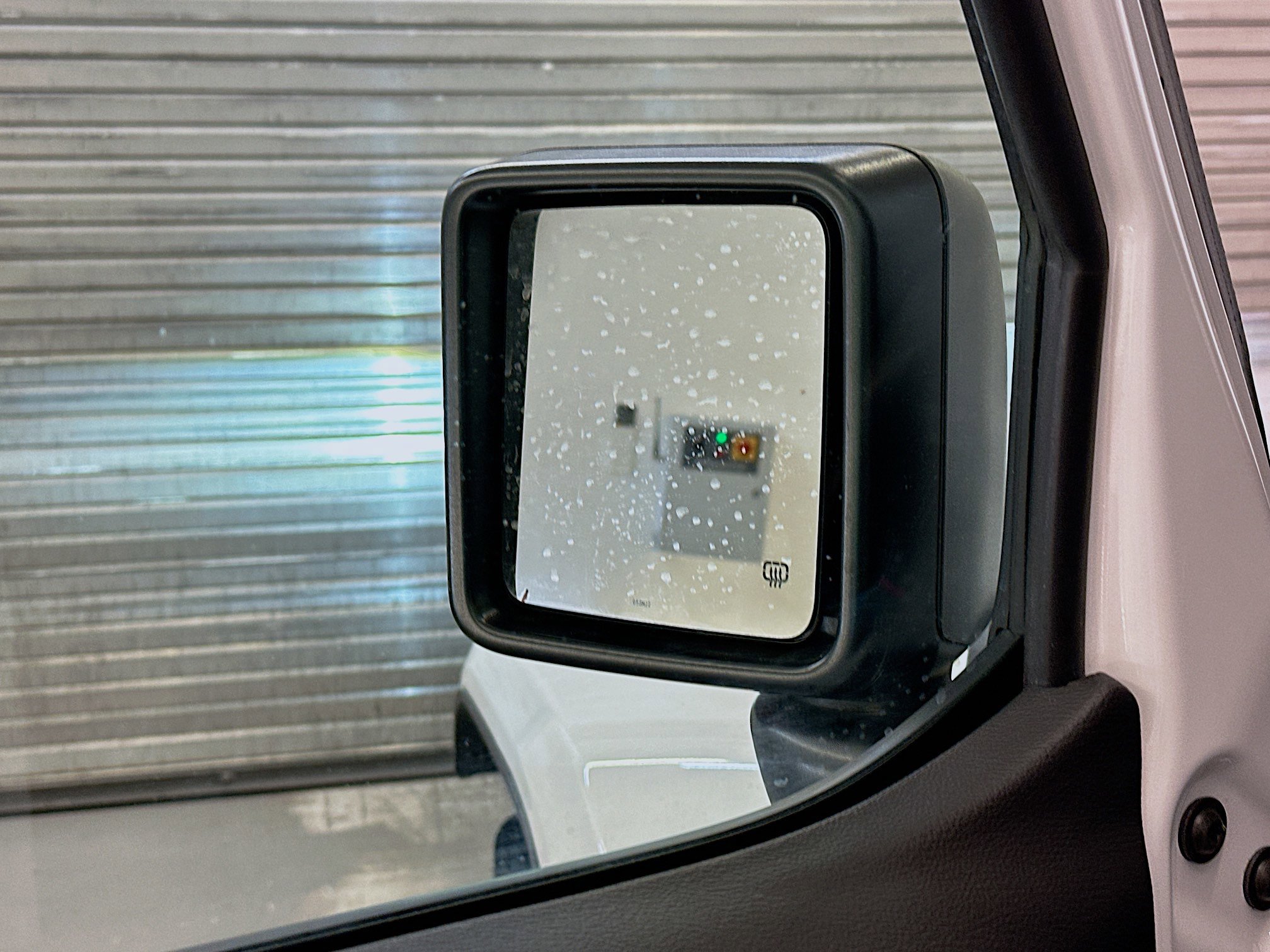 Used 2022 Jeep Wrangler Sahara AWD/4WD image 16