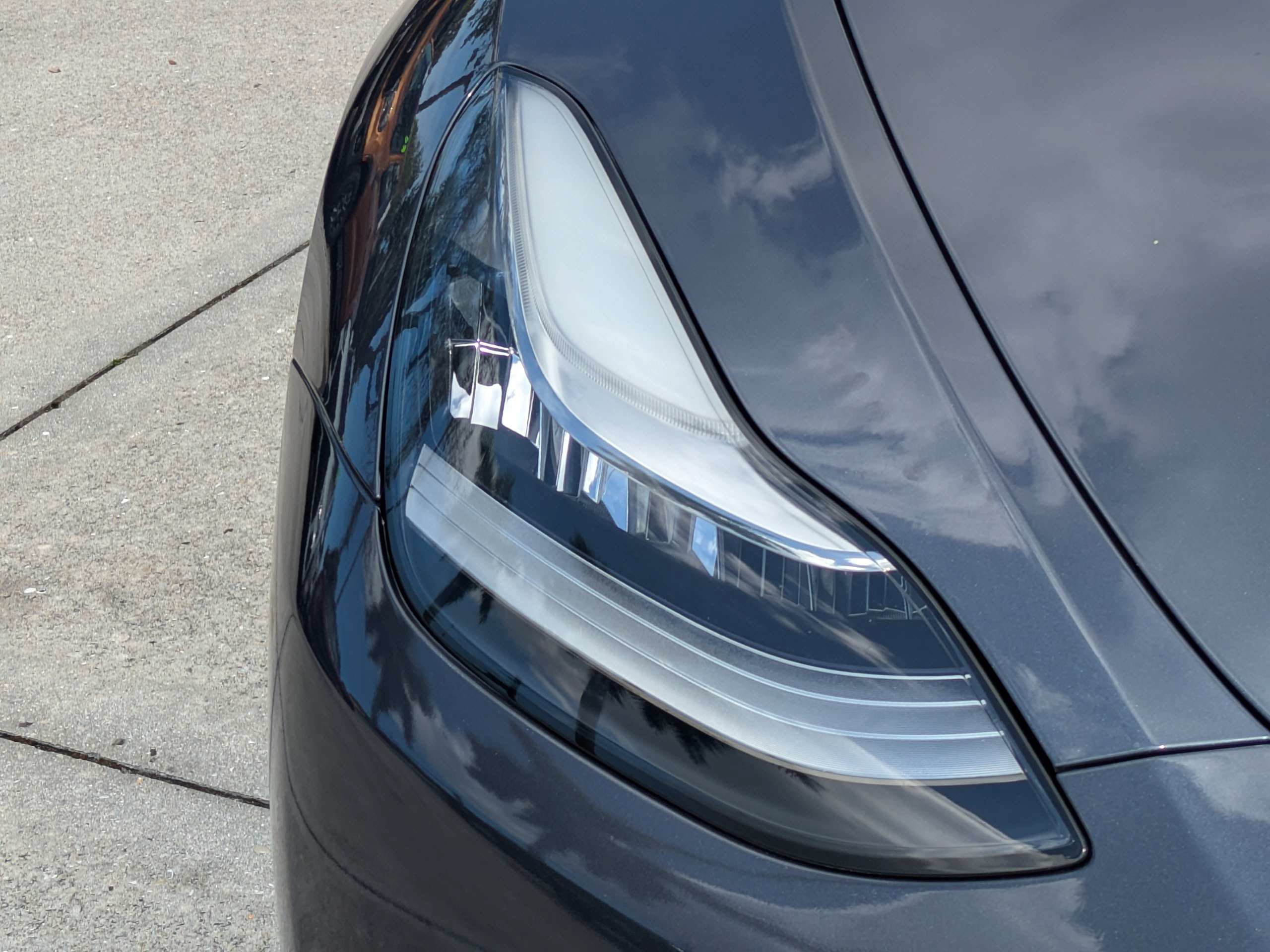 Used 2023 Tesla Model Y Long Range AWD/4WD image 9