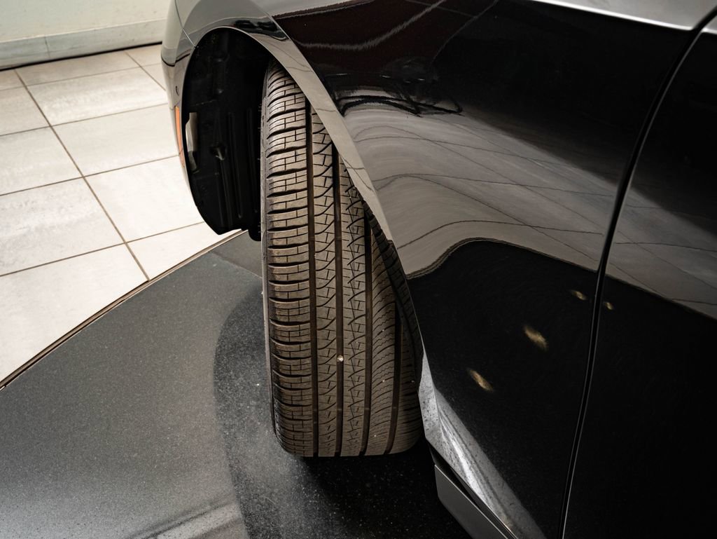 Certified 2025 BMW 530i xDrive AWD/4WD image 52