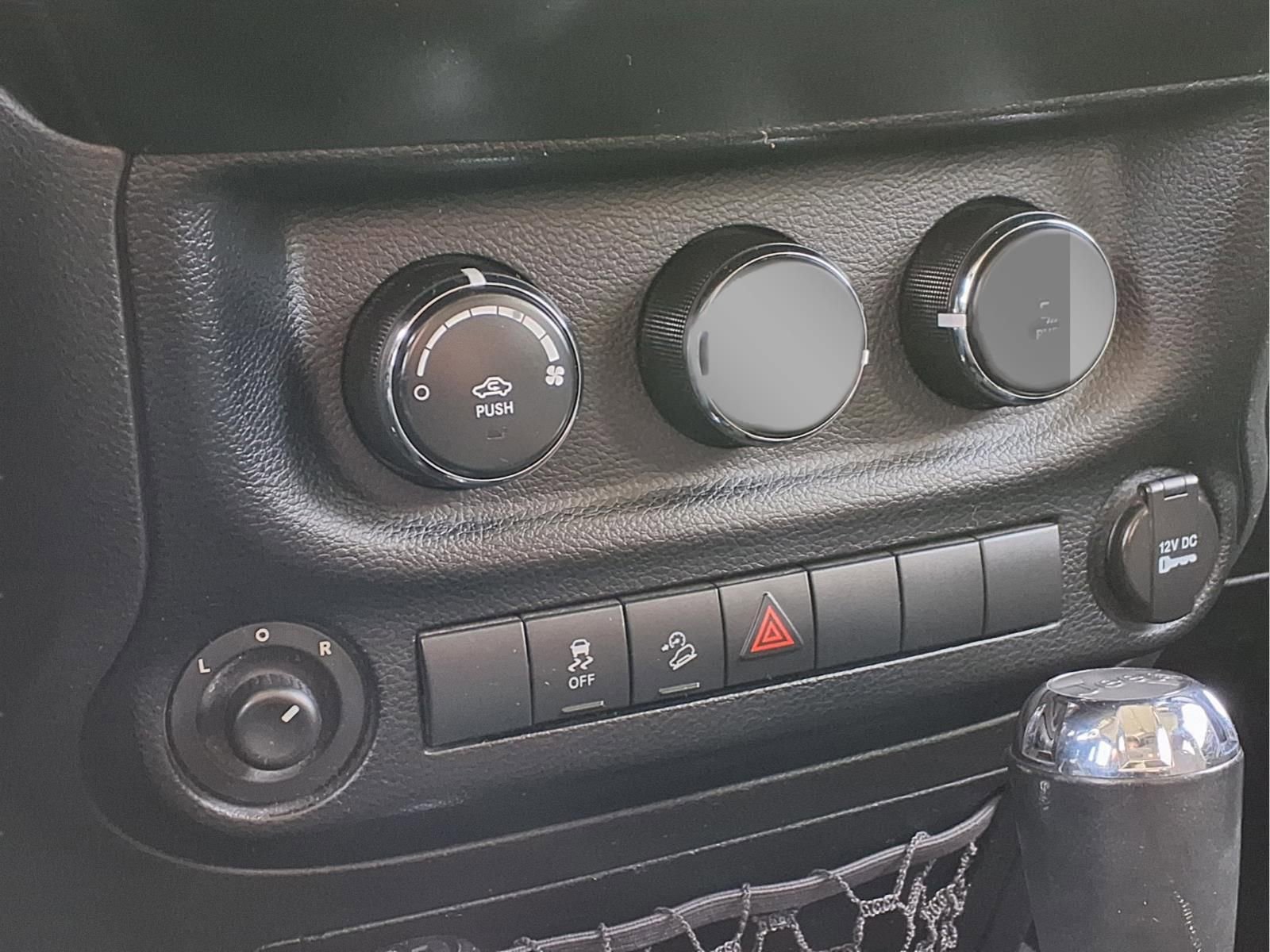 Used 2013 Jeep Wrangler Sport image 8