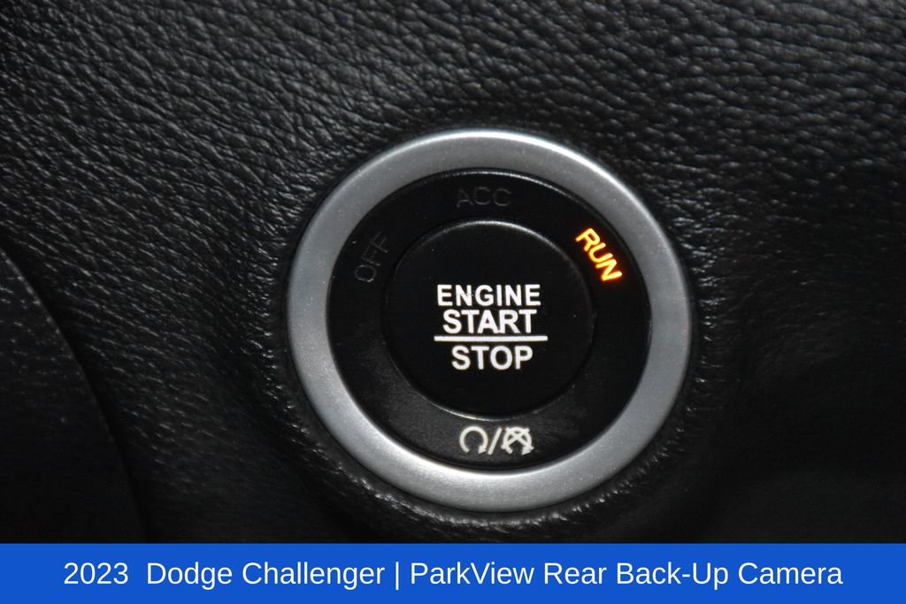 Used 2023 Dodge Challenger SXT image 12