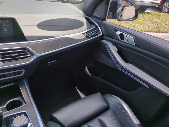 Used 2019 BMW X7 xDrive40i w/ Premium Package AWD/4WD image 17