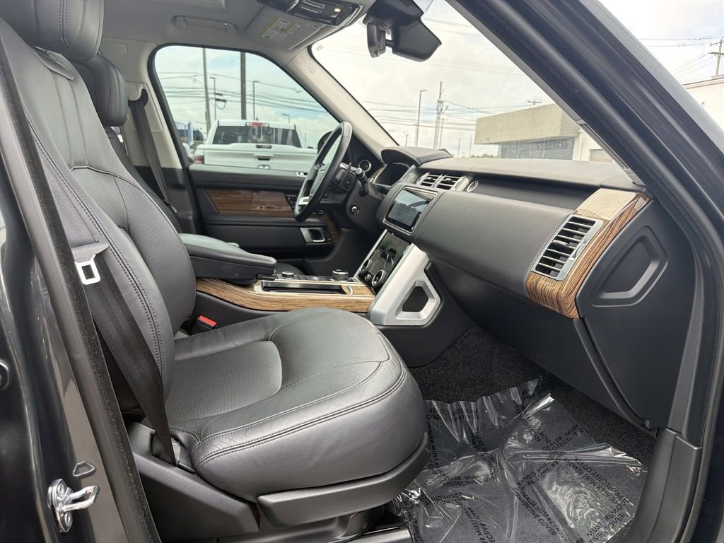 Used 2019 Land Rover Range Rover Supercharged AWD/4WD image 15