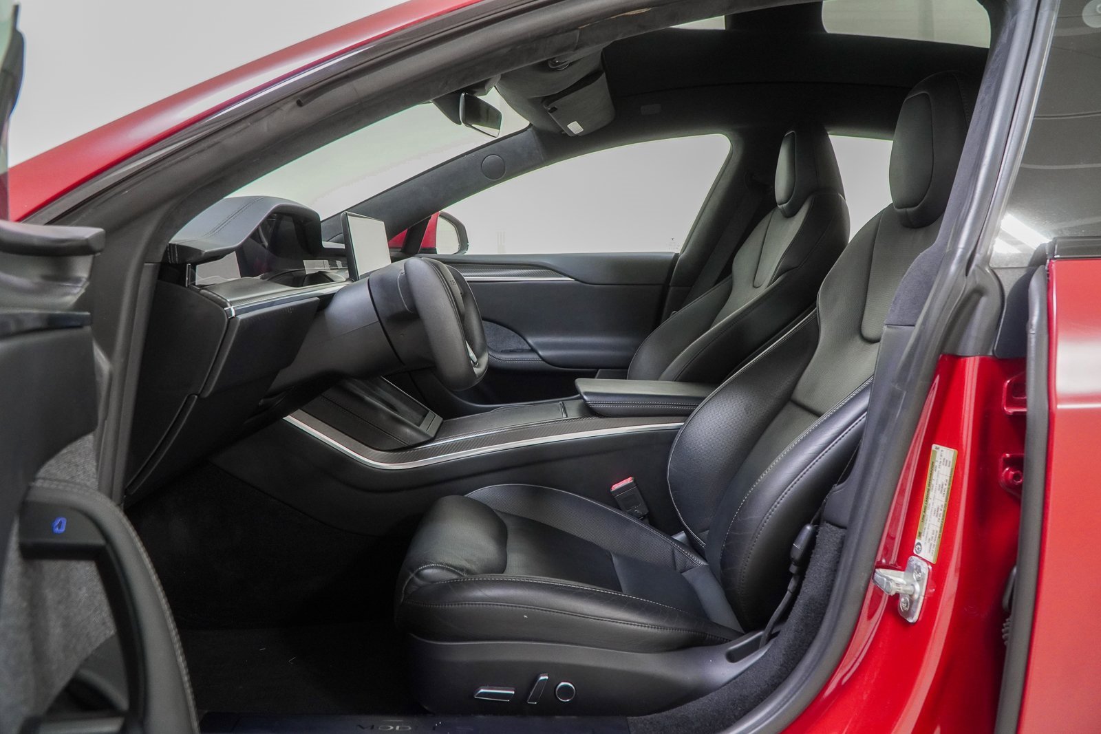 Used 2021 Tesla Model S Plaid image 21