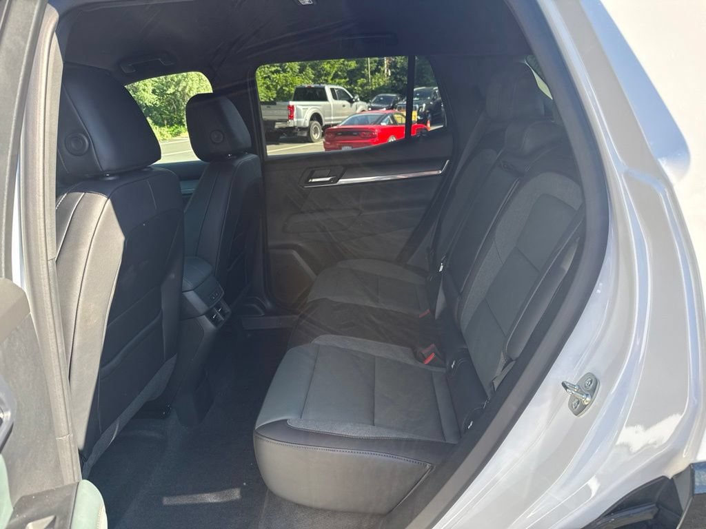 New 2026 GMC Terrain AT4 w/ Convenience Package III AWD/4WD image 11
