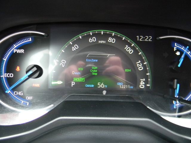 Used 2024 Toyota RAV4 LE AWD/4WD image 10