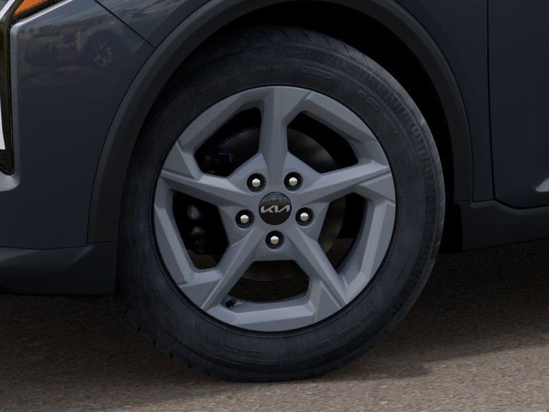 Used 2025 Kia K4 LXS image 9