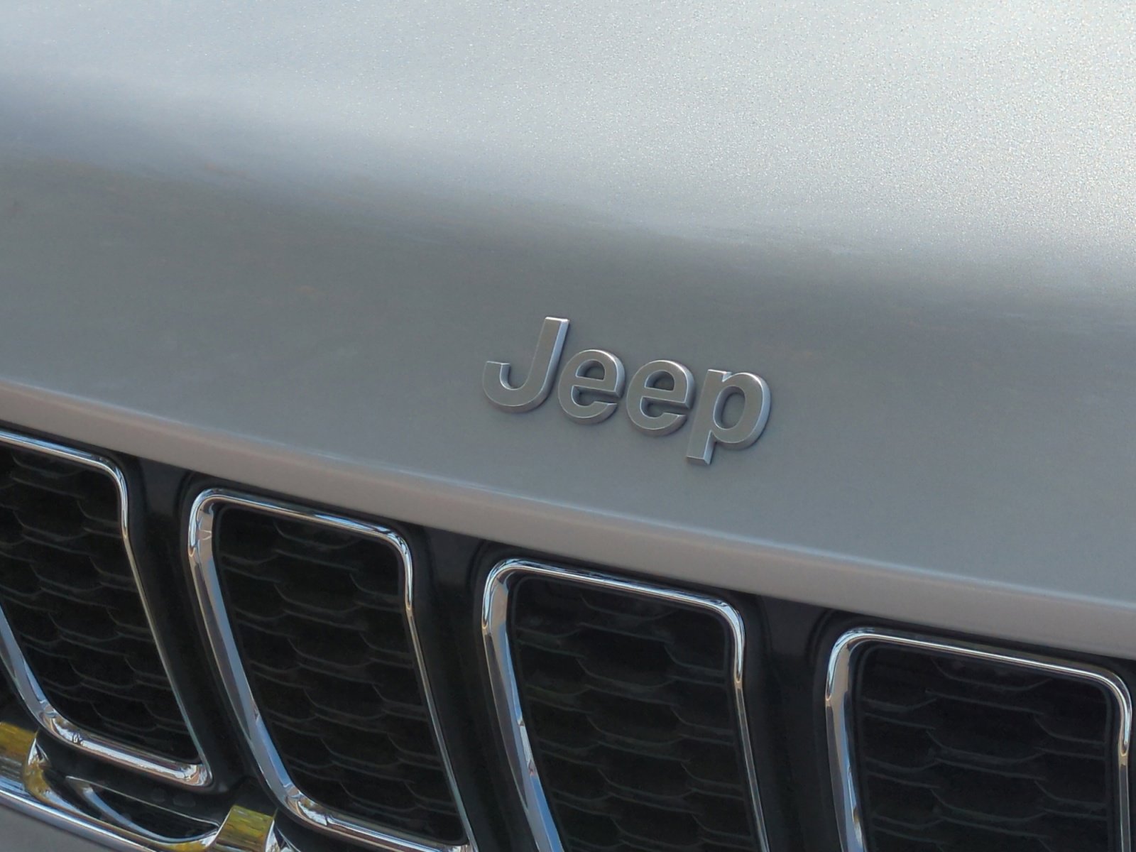 New 2026 Jeep Grand Cherokee Laredo image 23
