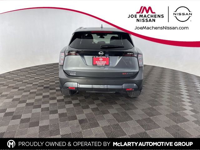 Certified 2025 Nissan Kicks SR image 6