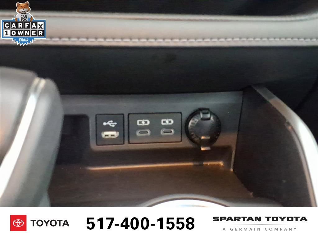 Used 2022 Toyota Highlander XLE image 23