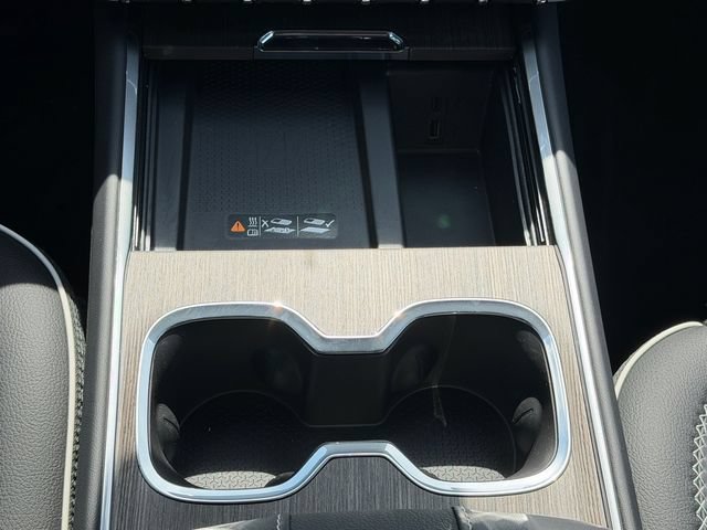 New 2026 GMC Acadia Denali w/ Super Cruise Package FWD image 19