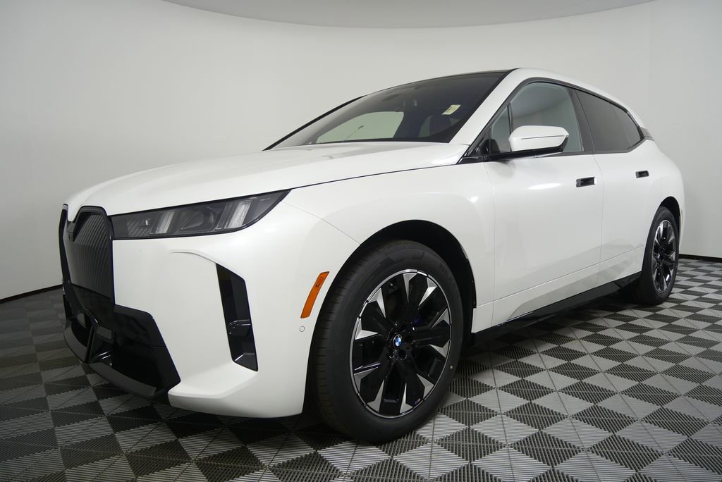 Used 2026 BMW iX xDrive60 w/ M Sport Package image 8