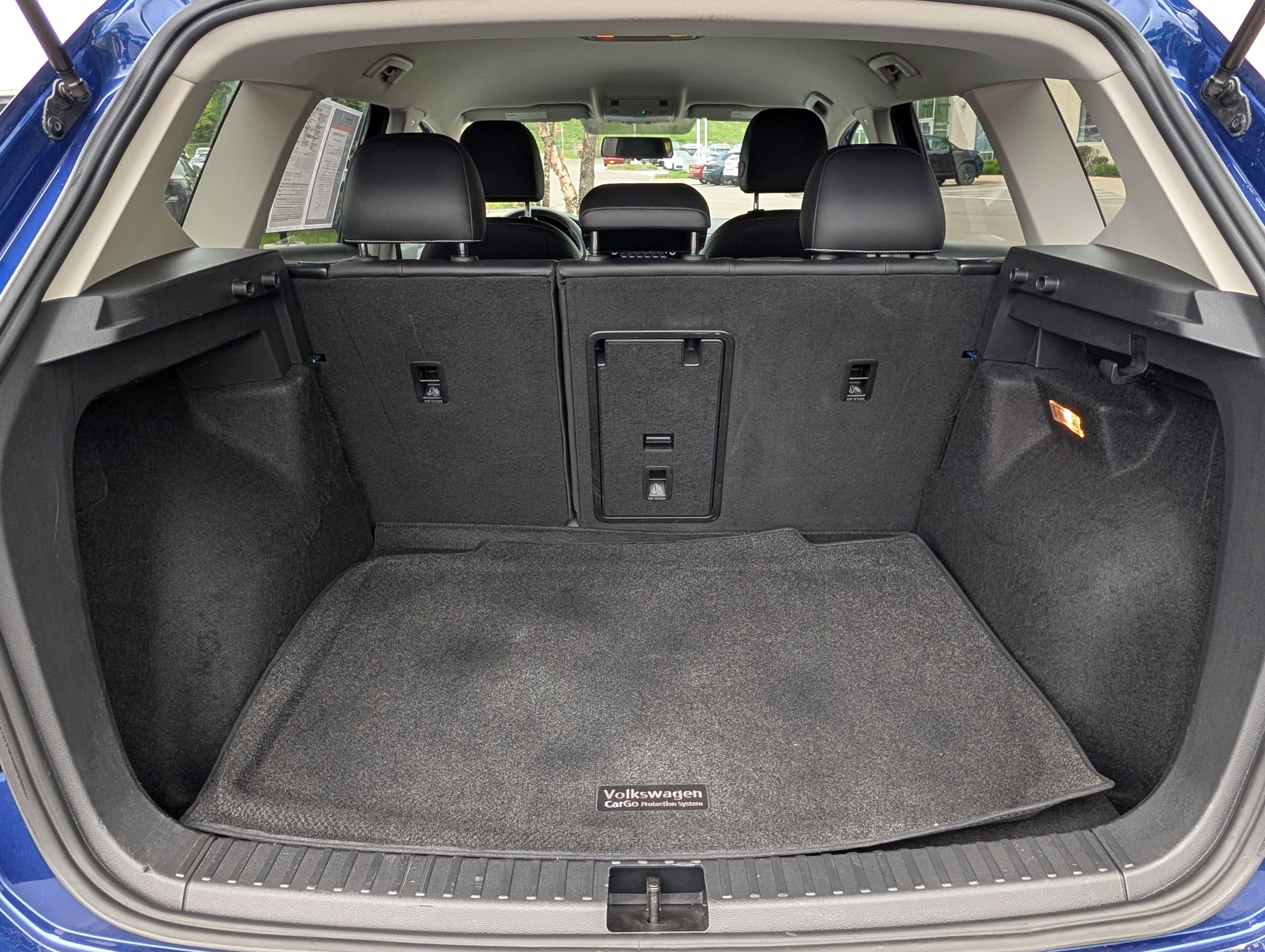 Certified 2022 Volkswagen Taos SE AWD/4WD image 18